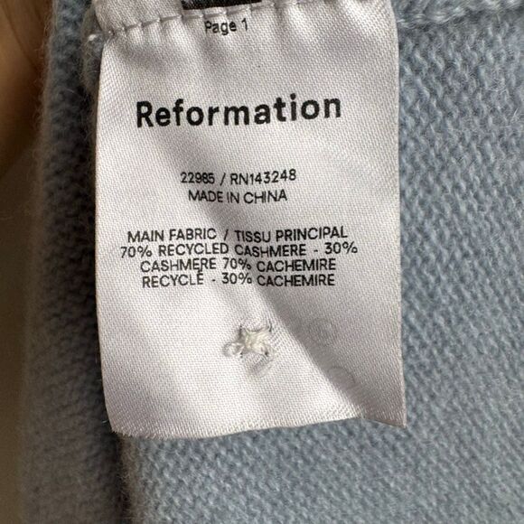 Reformation 100% Cashmere Varenne Blue Boxy Relaxed Cardigan Size Medium V Neck - Picture 6 of 7